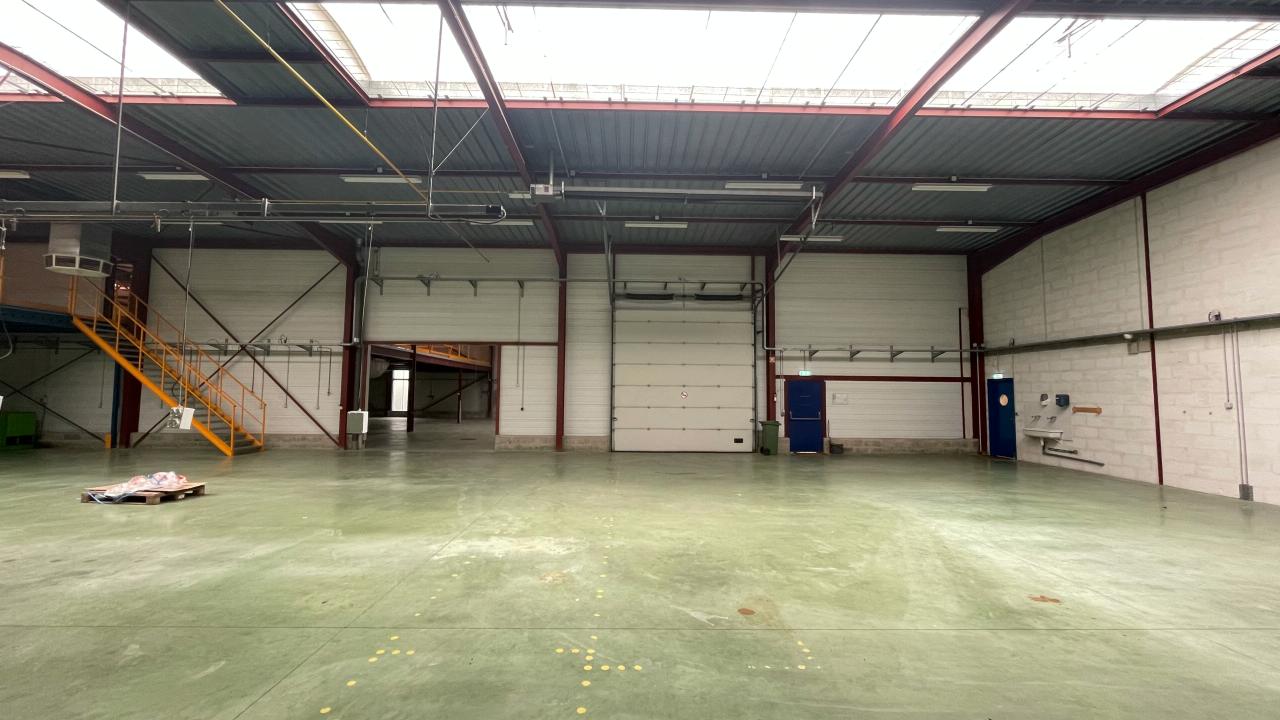 Local d'activité Saint-Germain-de-la-Grange 1950m² Vente local d'activité Saint-Germain-de-la-Grange Yvelines OVACT2533045 5